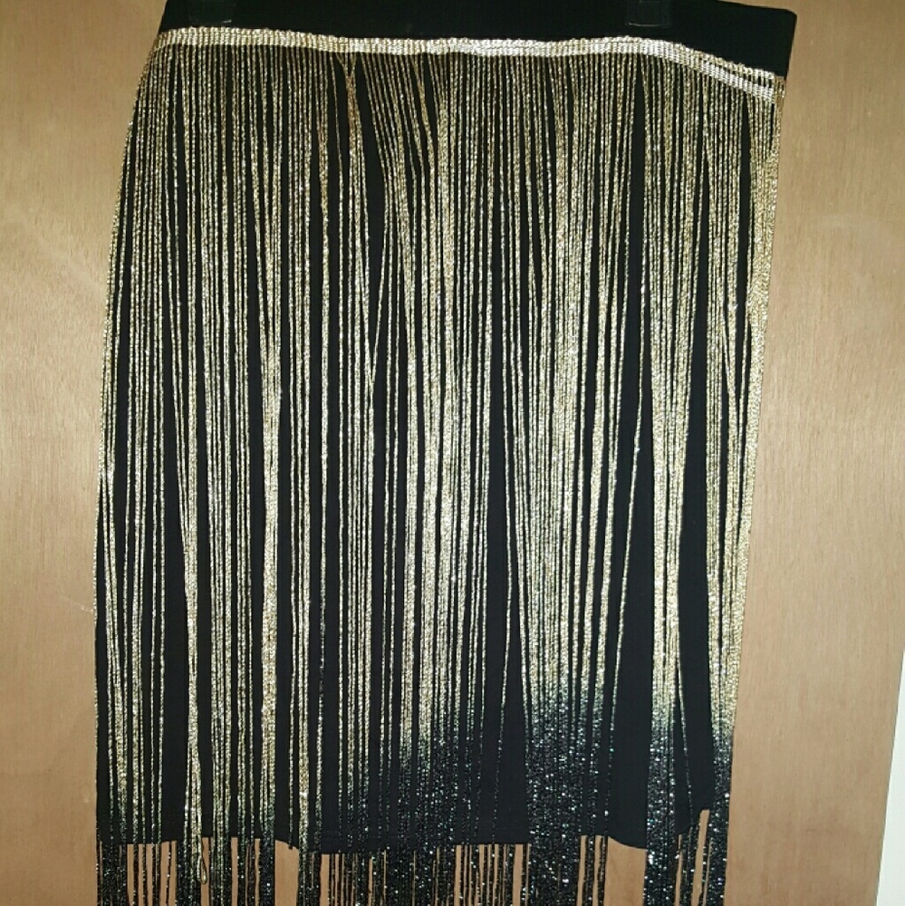 COPY - Short black shirt with shingles